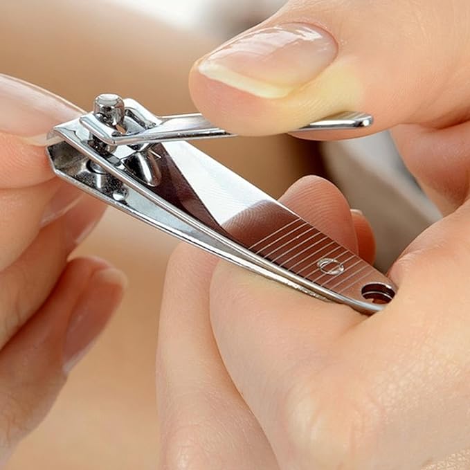 80 Pack Nail Clippers Bulk,Nail Clipper Set Flat Trimmer Portable Bulk in Bulk,Nail Supplies Manicure Tools for Women Man Adult Homeless Care