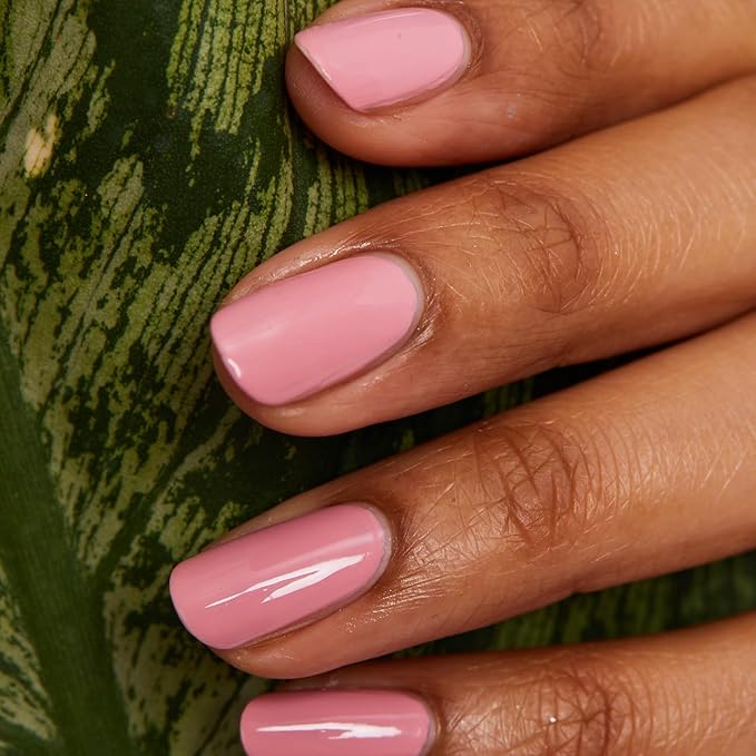 Nailtopia - Plant-Based Chip Free Nail Lacquer - Non Toxic, Bio-Sourced, Long-Lasting, Strengthening Polish - Uptown Girl (Light Pink) - 0.41oz