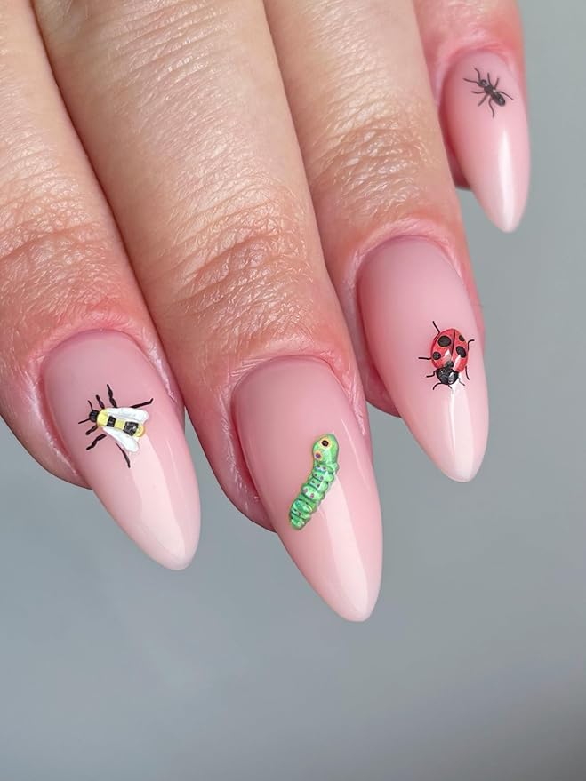 Deco Beauty Critters Nail Stickers - Lightweight & Easy-to-Apply Nail Art with Cute & Trendy Designs - Durable & Long-Lasting Nail Stickers for Women, Ideal for DIY Manicures