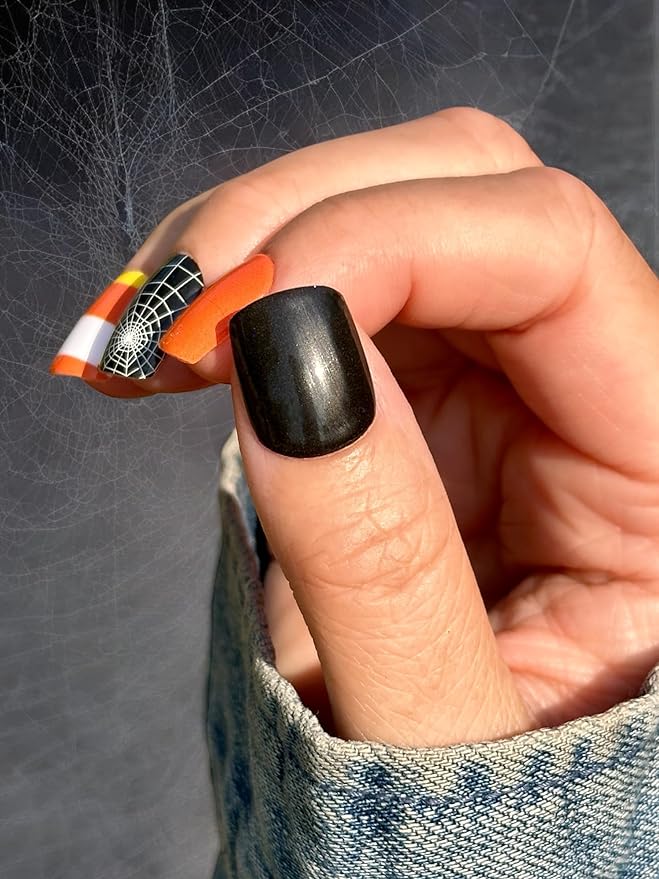 | 20 Exquisite Gel Nail Polish Strips w/Application Accessories - No UV/LED Lamp Required (Holiday | Candy Corn & Spiders)